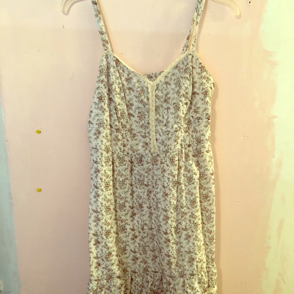 Babydoll floral midi dress